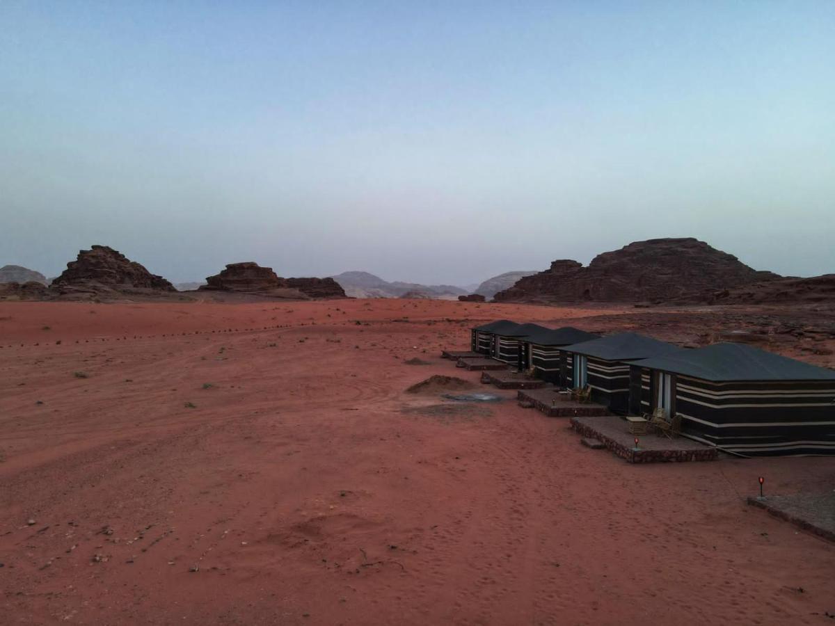 Отель Salameh'S Bedouin Camp Вади-Рам Экстерьер фото