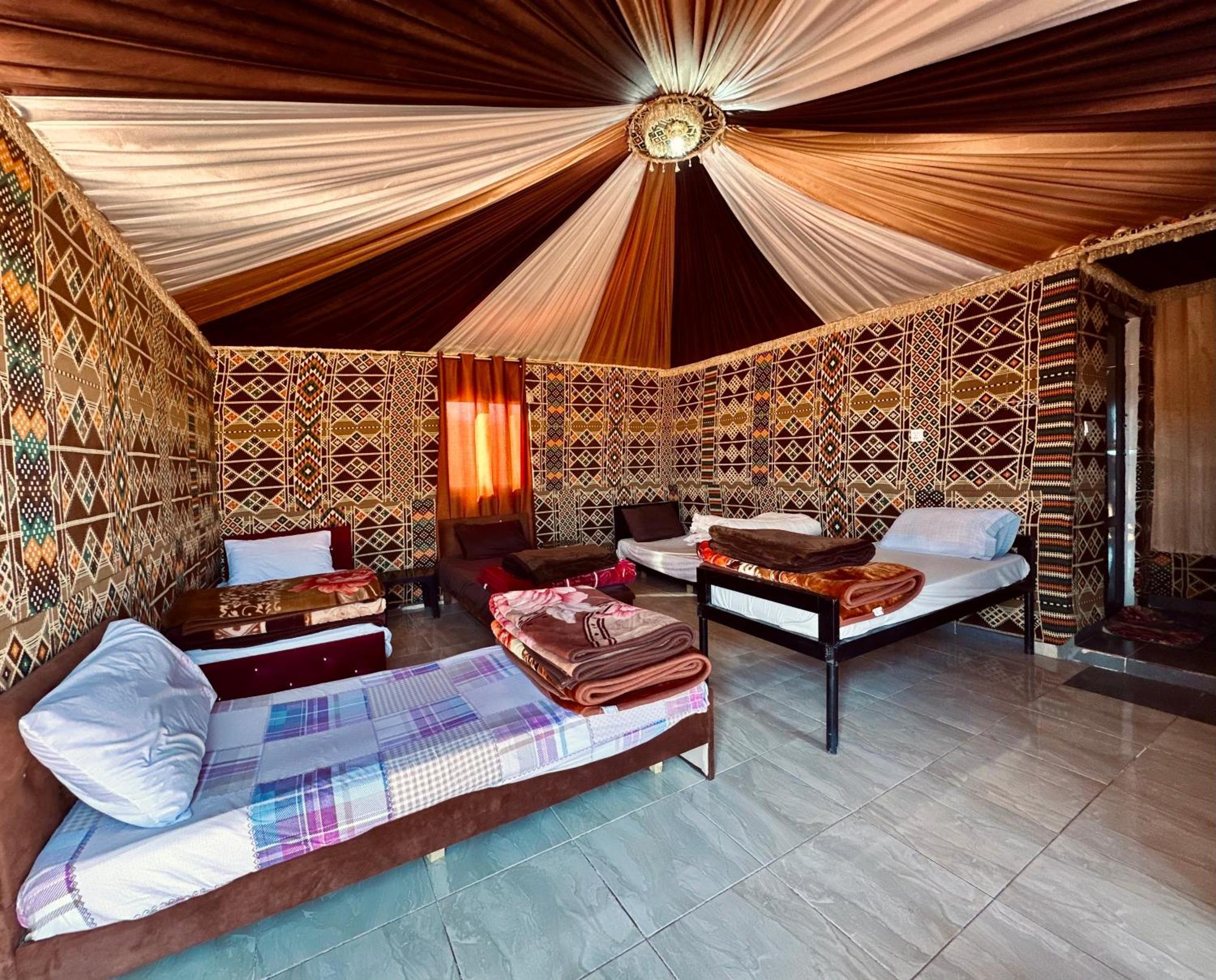 Отель Salameh'S Bedouin Camp Вади-Рам Экстерьер фото