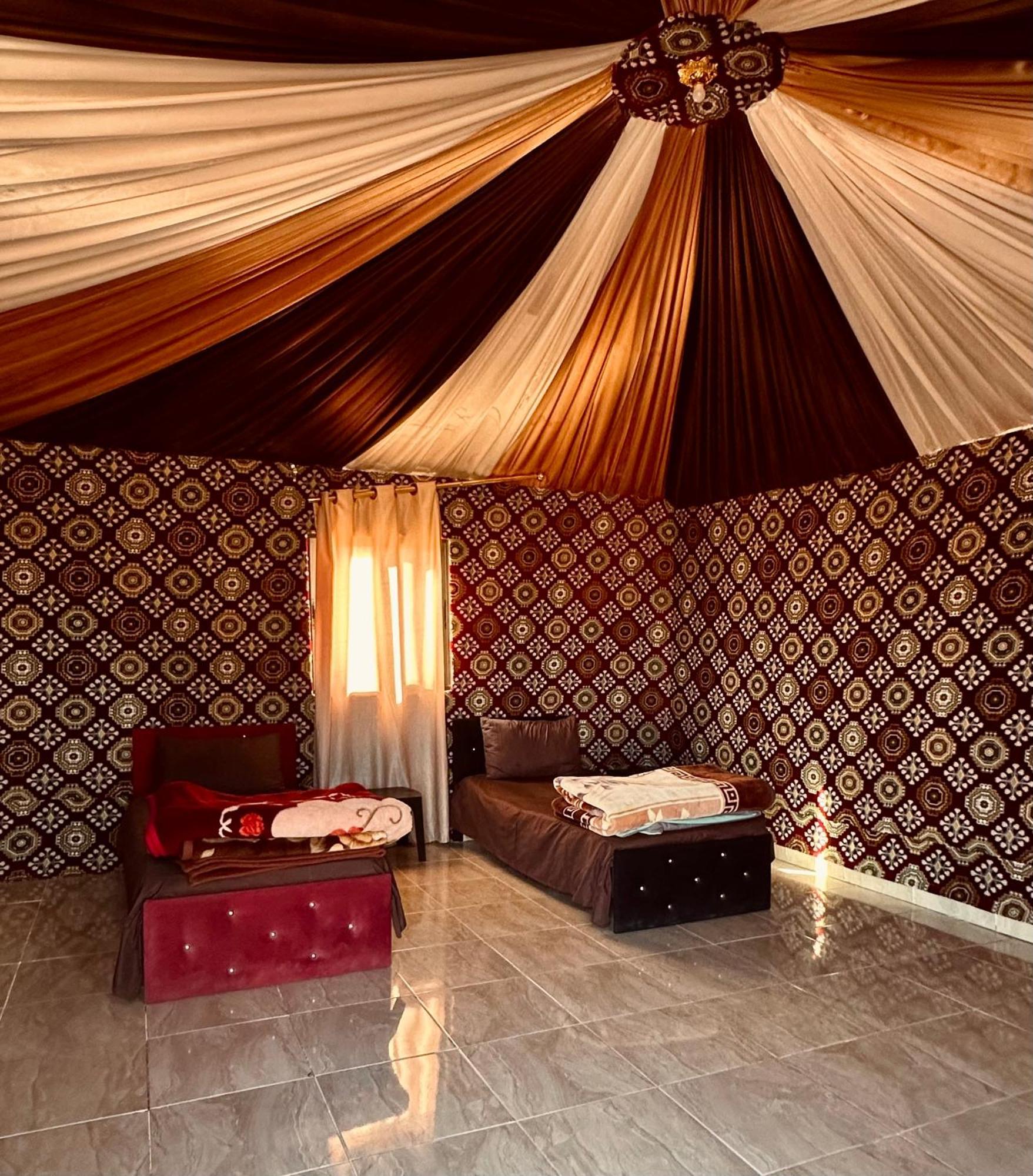 Отель Salameh'S Bedouin Camp Вади-Рам Экстерьер фото